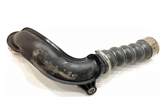 BMW 1 F70 Air intake hose/pipe 8471882