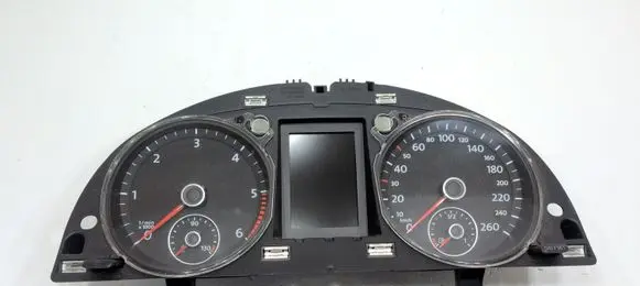 Volkswagen PASSAT B7 Speedometer (instrument cluster) 3AA920870D