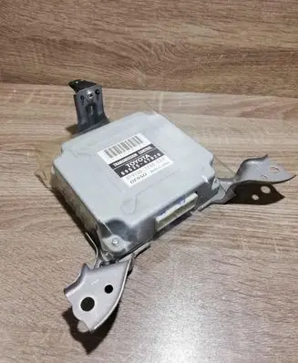Toyota Prius (XW20) Gearbox control unit/module 8953547020 0791001780