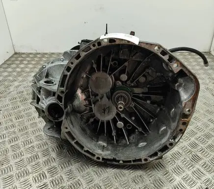 Renault Master III Manual 6 speed gearbox PF6066