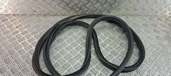 Hyundai Tucson TL Trunk rubber seal (body)