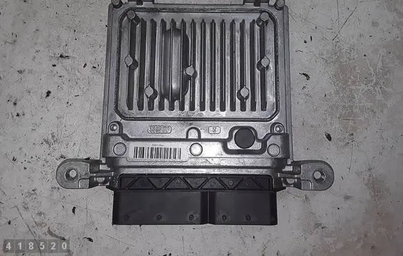 Mercedes-Benz E W212 Engine control unit/module A6511500126 A0054469240 28208056