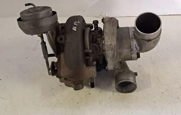Toyota Avensis T250 Turbo 172010R020 0609050036