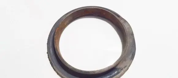 Volvo S40, V40 Front coil spring rubber mount