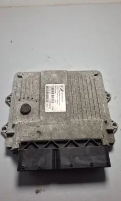 Fiat Doblo Engine control unit/module 51758210 7160003301 4RWS7CM6F