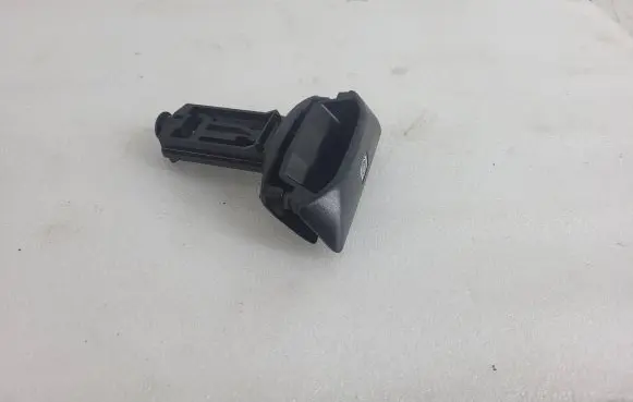 Mercedes-Benz E W212 Hand brake release handle A2044200177