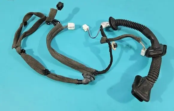 Dacia Sandero Front door wiring loom 24124870R IMPRK1557722