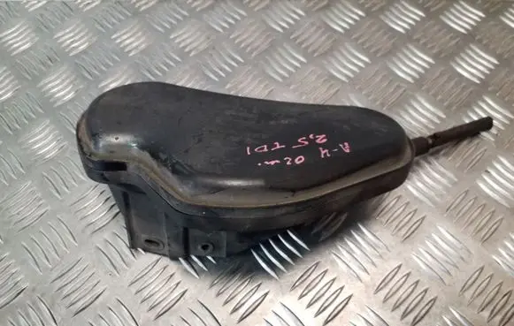 Audi A4 S4 B6 8E 8H Vacuum air tank 8D0131541B