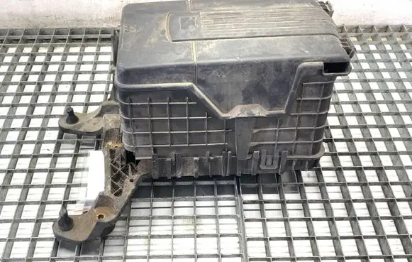 Volkswagen PASSAT B7 Battery bracket 1K0915325B