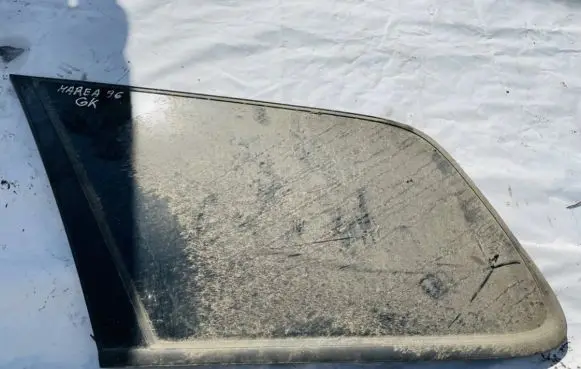 Fiat Marea Rear side window