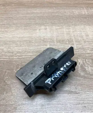 Nissan Primera Heater blower motor/fan resistor 0906J74