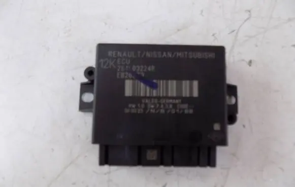 Nissan Qashqai J12 Parking PDC control unit/module 284103224R