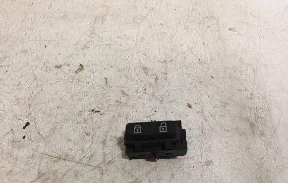 Volvo V70 Central locking switch button 30710476