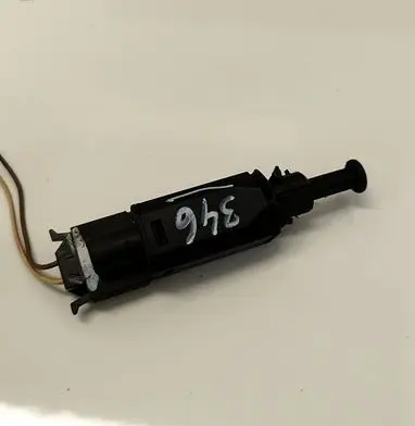 Skoda Octavia Mk1 (1U) Brake pedal sensor switch 1H0927189D