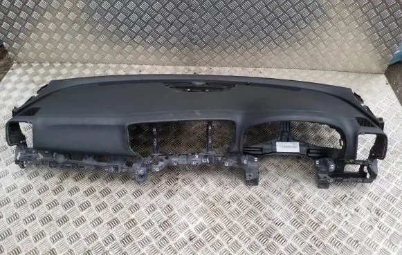 KIA Sportage Dashboard 84721F1900 84710F1700