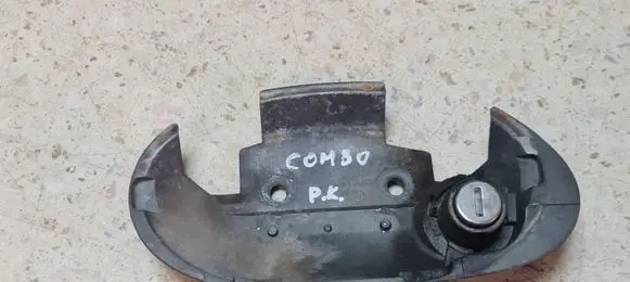 Opel Combo C Front door lock (next to the handle) GM770