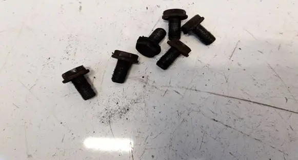 Skoda Roomster (5J) Nuts/bolts
