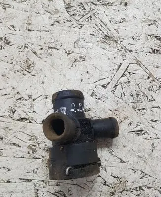 Audi A4 S4 B8 8K Engine coolant pipe/hose 2K0122293