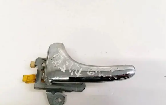 Rear door interior handle