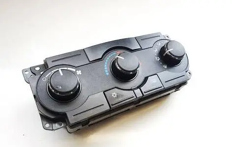 Jeep Grand Cherokee (WK) Climate control unit P55037979AA