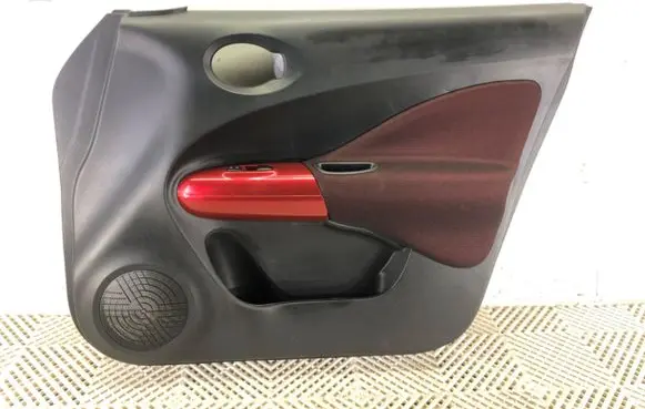Nissan Juke I F15 Front door card panel trim