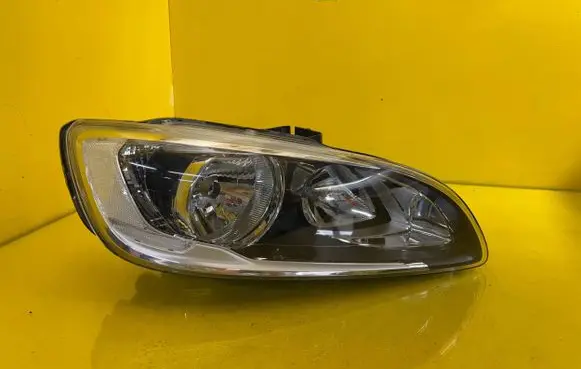Volvo S60 Headlight/headlamp 31358098
