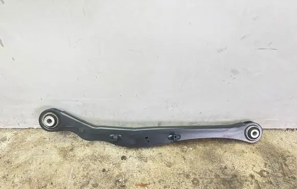 BMW 2 F44 Rear control arm 6895885