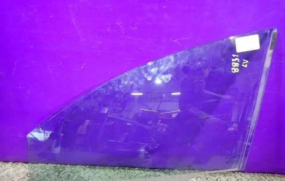 Fiat Bravo Front door window glass four-door
