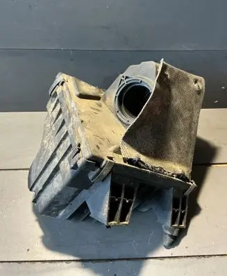 Audi A4 S4 B6 8E 8H Air filter box