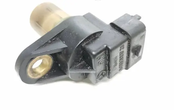 Mercedes-Benz Vito Viano W639 Camshaft speed sensor A0031539728