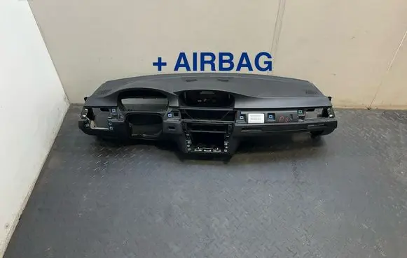BMW 3 E90 E91 Dashboard 7077817