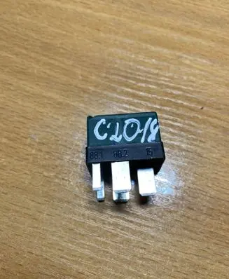 Mercedes-Benz C W203 Other relay 0025420319 C2018