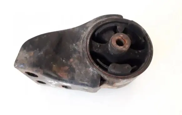 Engine mount bracket