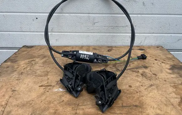 Mercedes-Benz E W211 Curtain motor A2118204942 0747410 896200020300