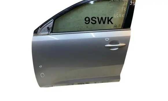 KIA Sportage Front door