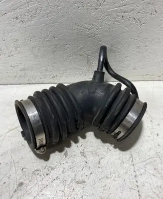 Chrysler PT Cruiser Air intake duct part 62243 04891136AD