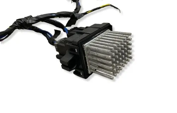 Jeep Grand Cherokee Heater blower motor/fan resistor T6597001 F011500090