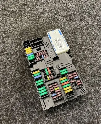 BMW i5 G60 Fuse module 5A3EC08