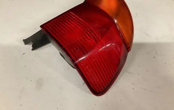 BMW 5 E39 Rear/tail lights 8361672 180119991451