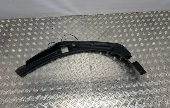 Mercedes-Benz GL X164 Other trunk/boot trim element A1646900327