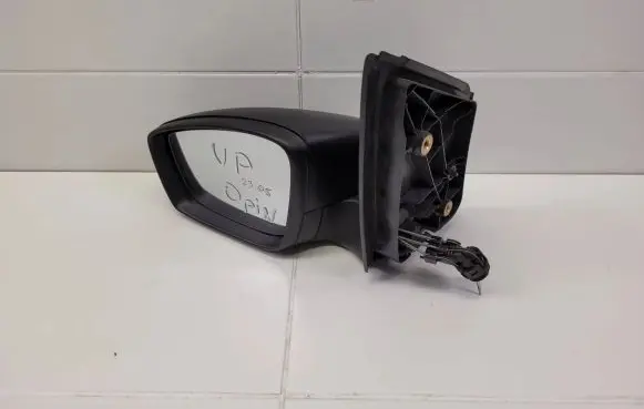 Front door electric wing mirror