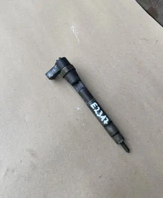 Mercedes-Benz S W220 Fuel injector A6130700187 E2317