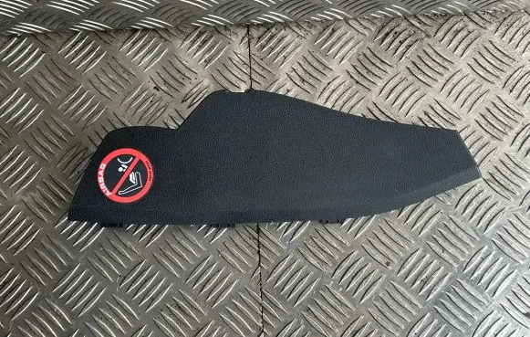 Nissan Leaf I (ZE0) Other interior part 684993NL0A