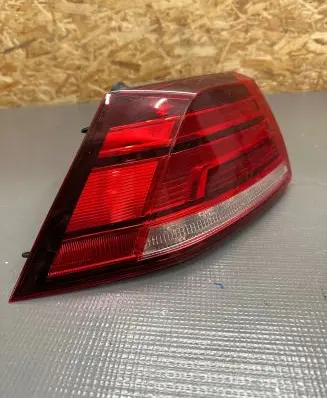 Volkswagen e-Golf Rear/tail lights 5G0945095Q