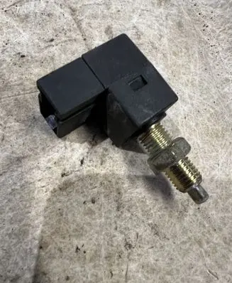 Hyundai Tucson JM Clutch pedal sensor 