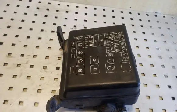 Opel Frontera B Fuse module 71544709