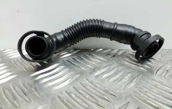 Skoda Superb B6 (3T) Breather hose/pipe 03L103493
