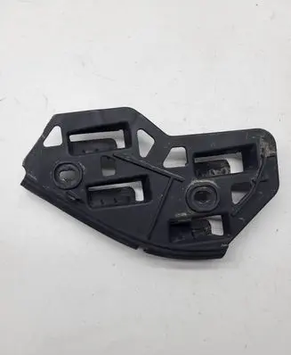Volkswagen Polo IV 9N3 Front bumper mounting bracket 6Q0807184A