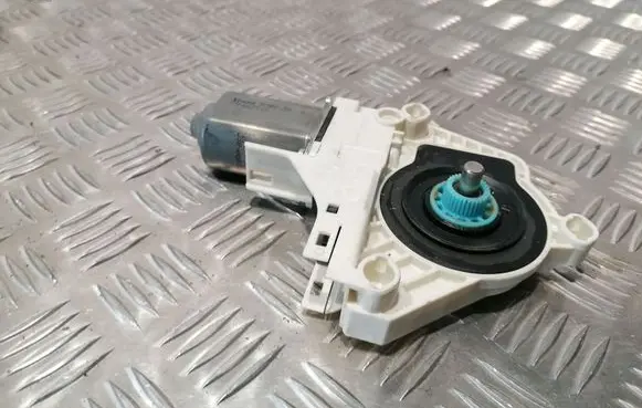 Audi A8 S8 D4 4H Front door window regulator motor 8K0959802B