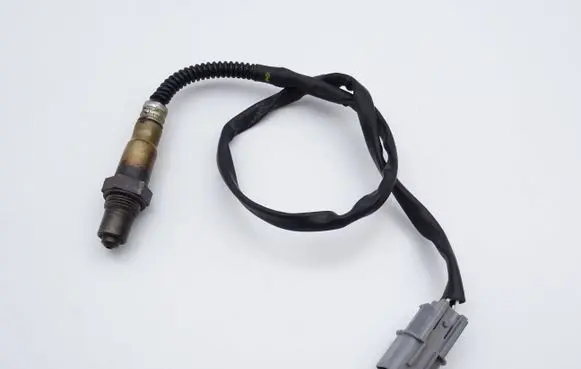 Hyundai i30 Lambda probe sensor 392102B010 0350931034